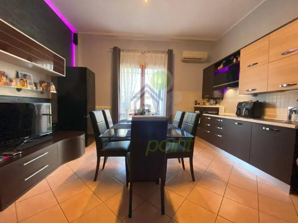 Villa a schiera via ghizzardi, Centro, Boretto - foto 4