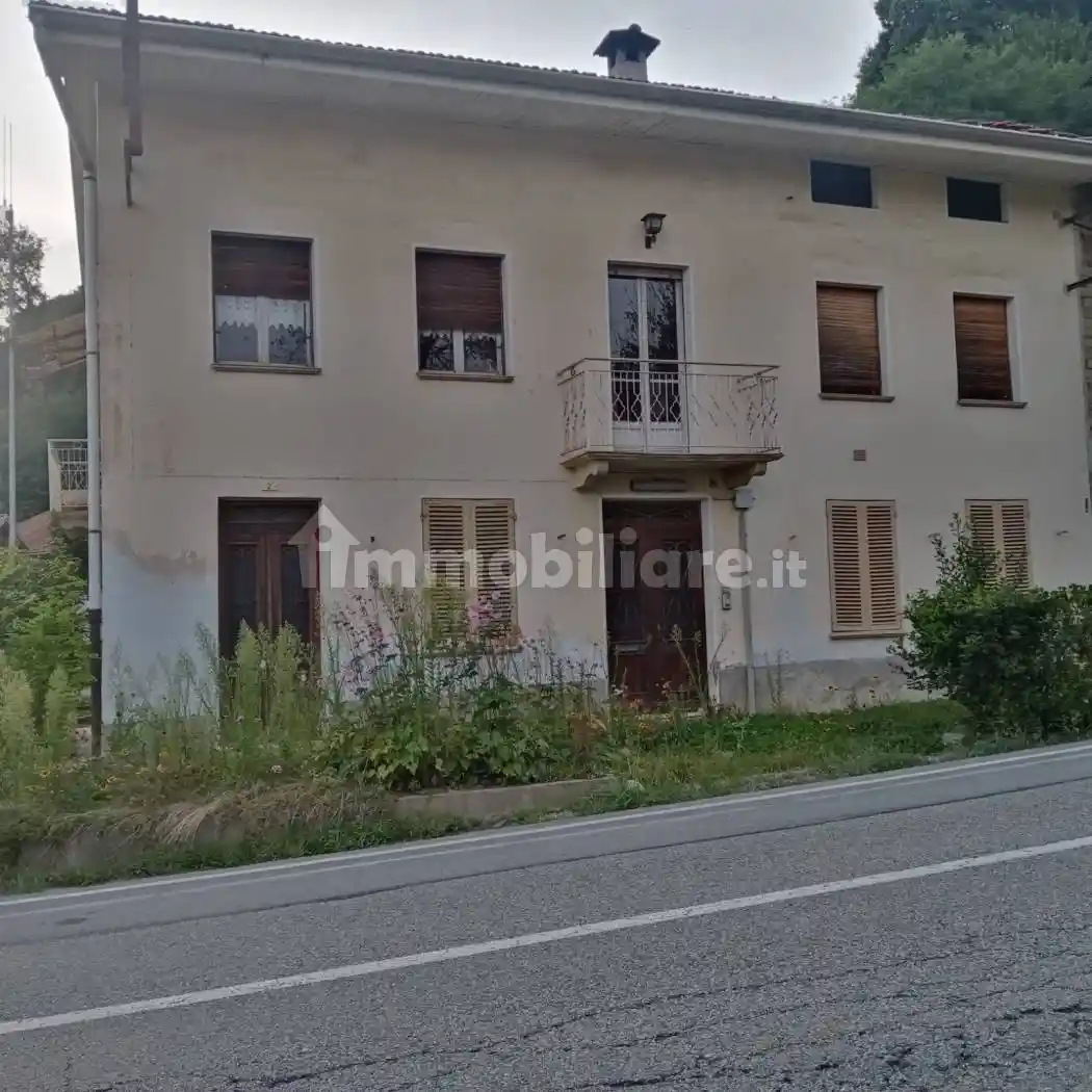 Villa in vendita a Valdilana