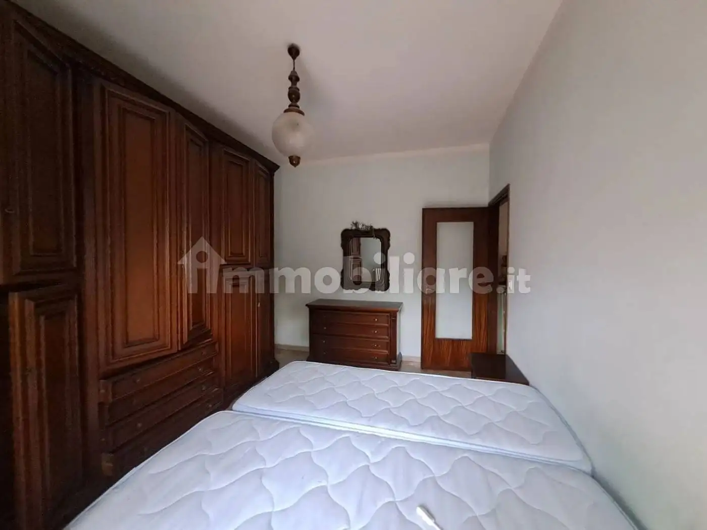 Trilocale piazza SanAlessandro, Calosso - foto 5