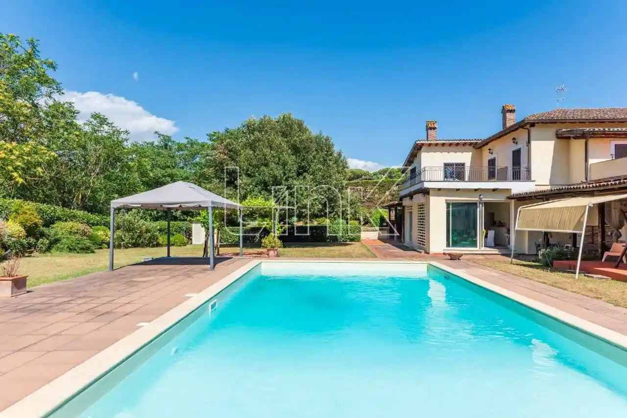 Villa in vendita a Roma
