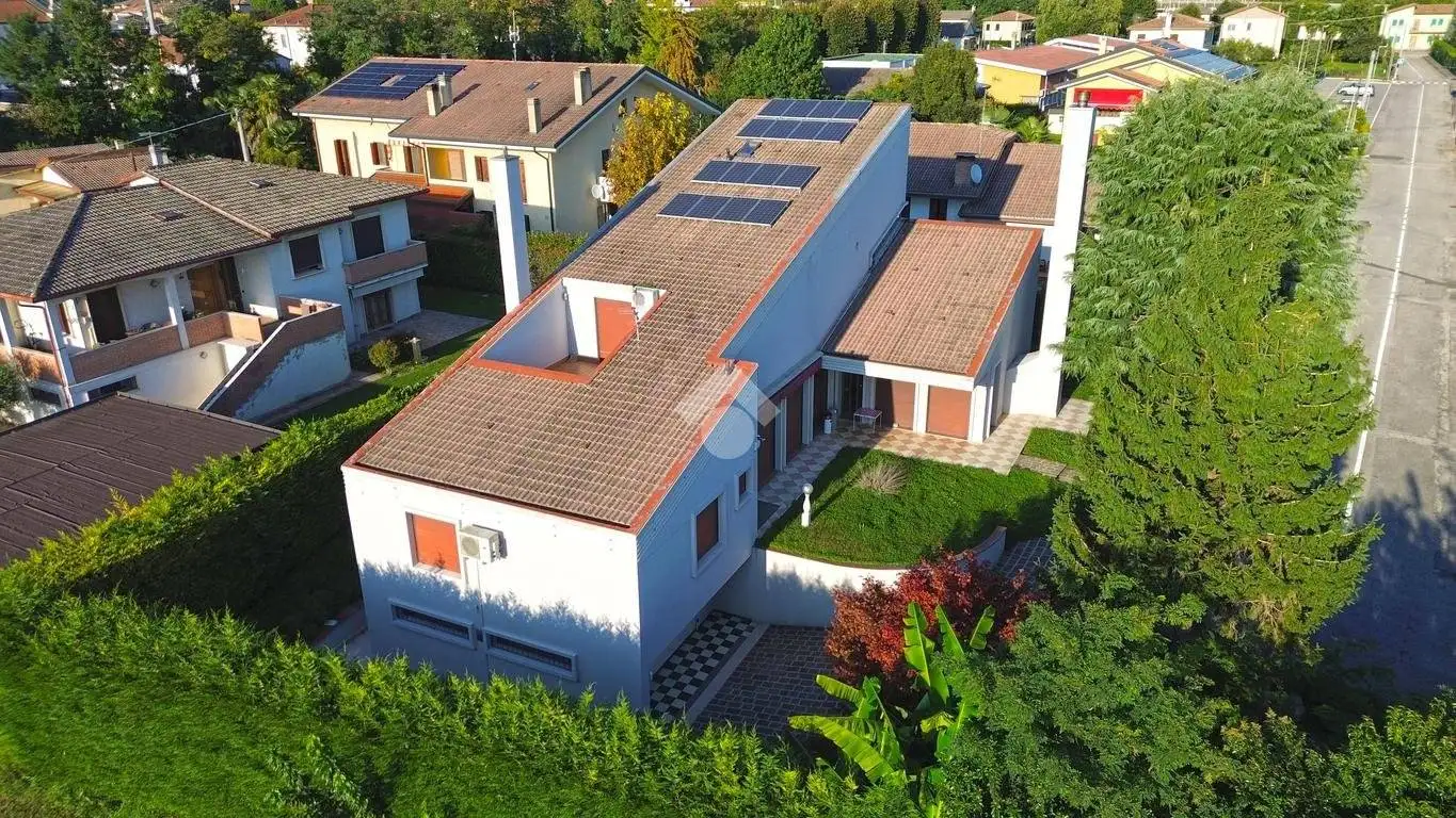 Villa in vendita a Curtarolo