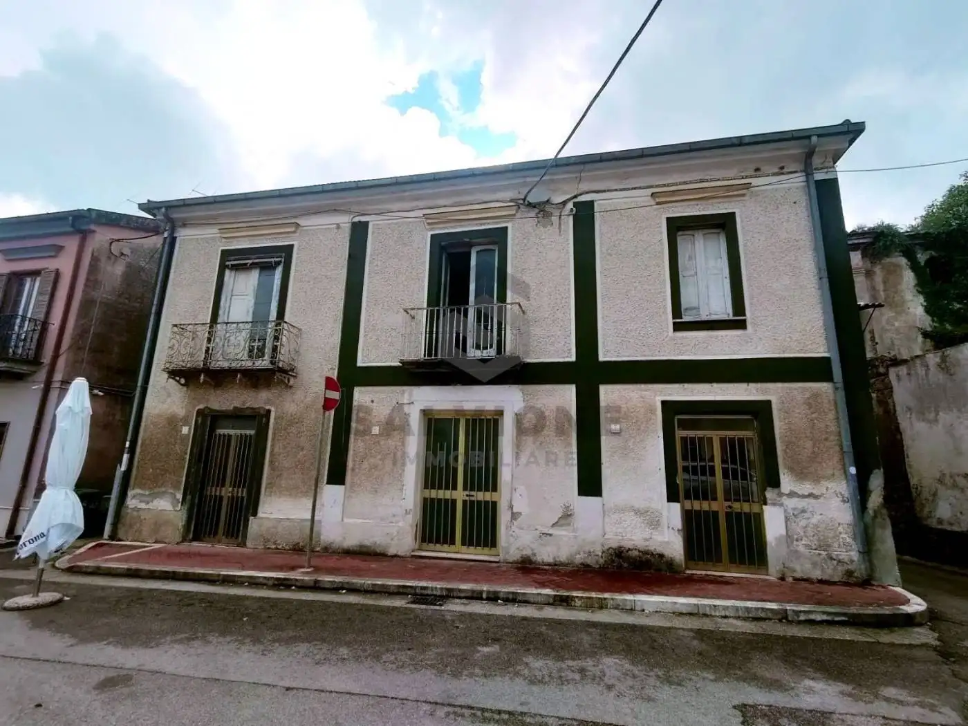 Terratetto unifamiliare piazza Umberto I, Amorosi - foto 2