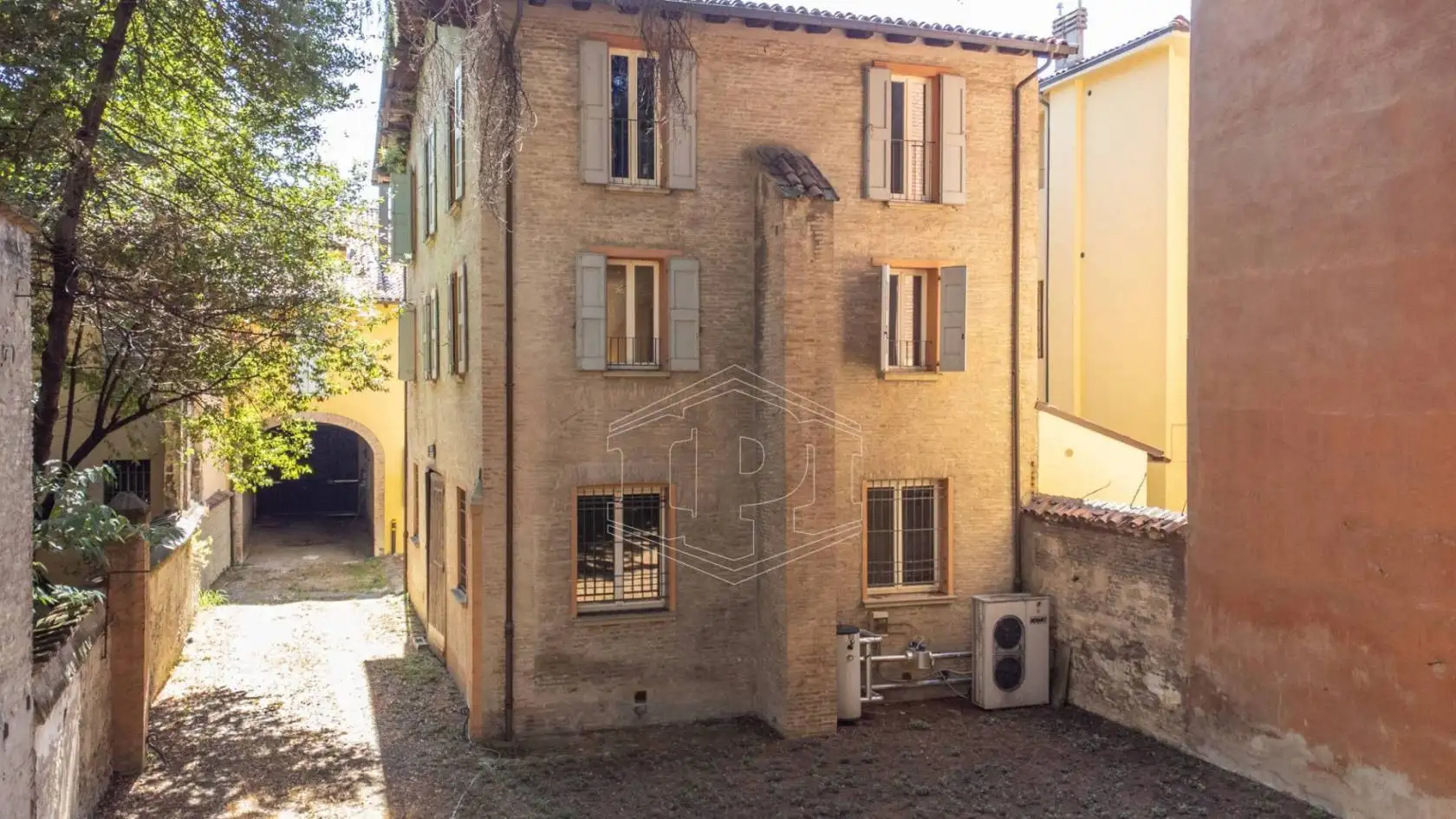 Appartamento in vendita a Bologna