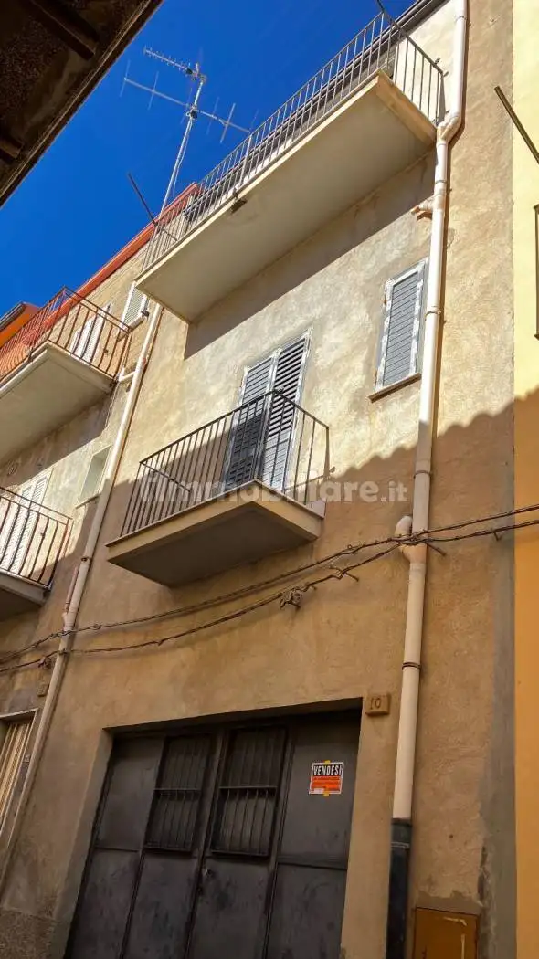 Terratetto unifamiliare via Balilla 11, Agira