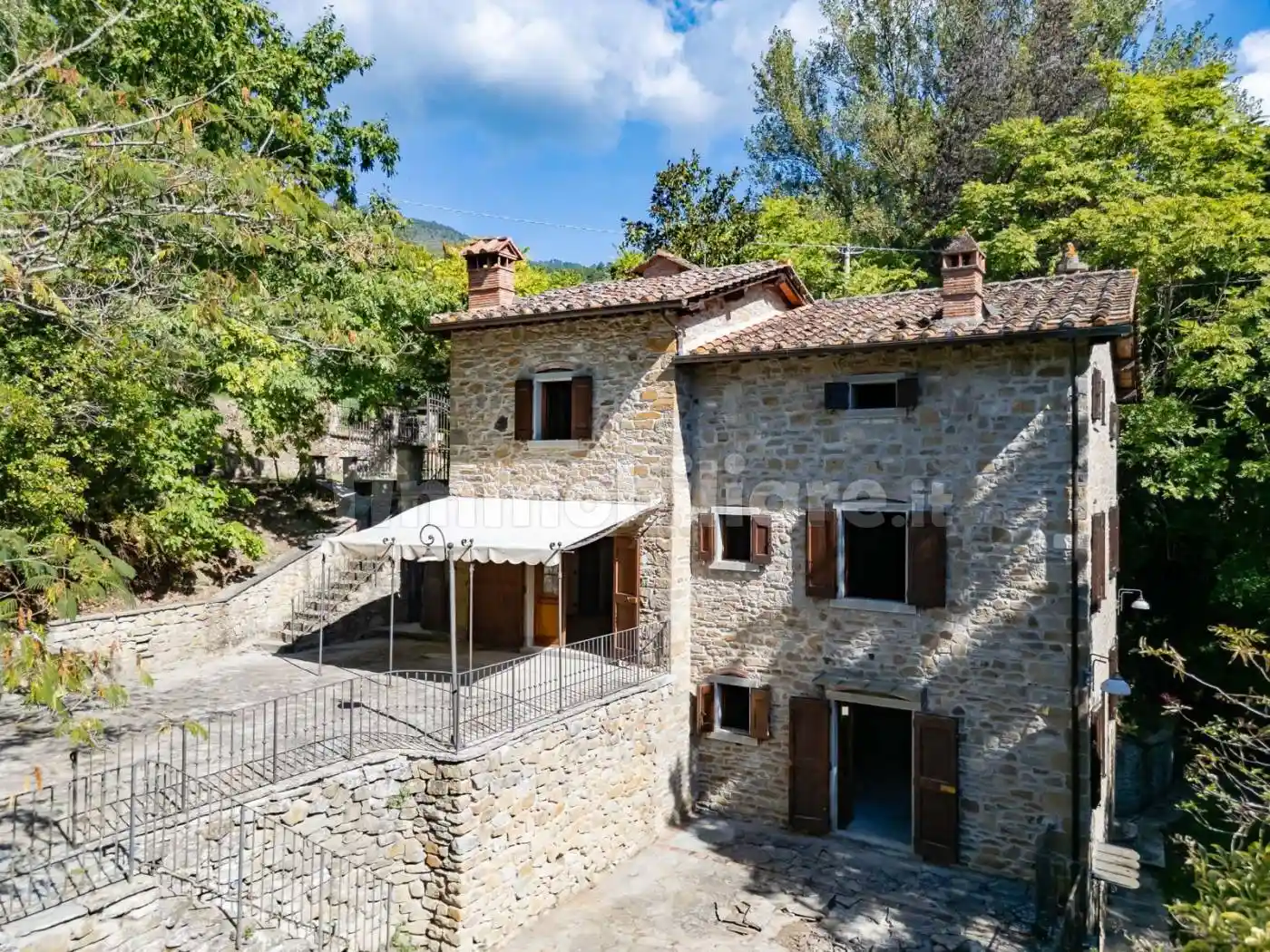 Rustico - Casale in vendita a Cortona