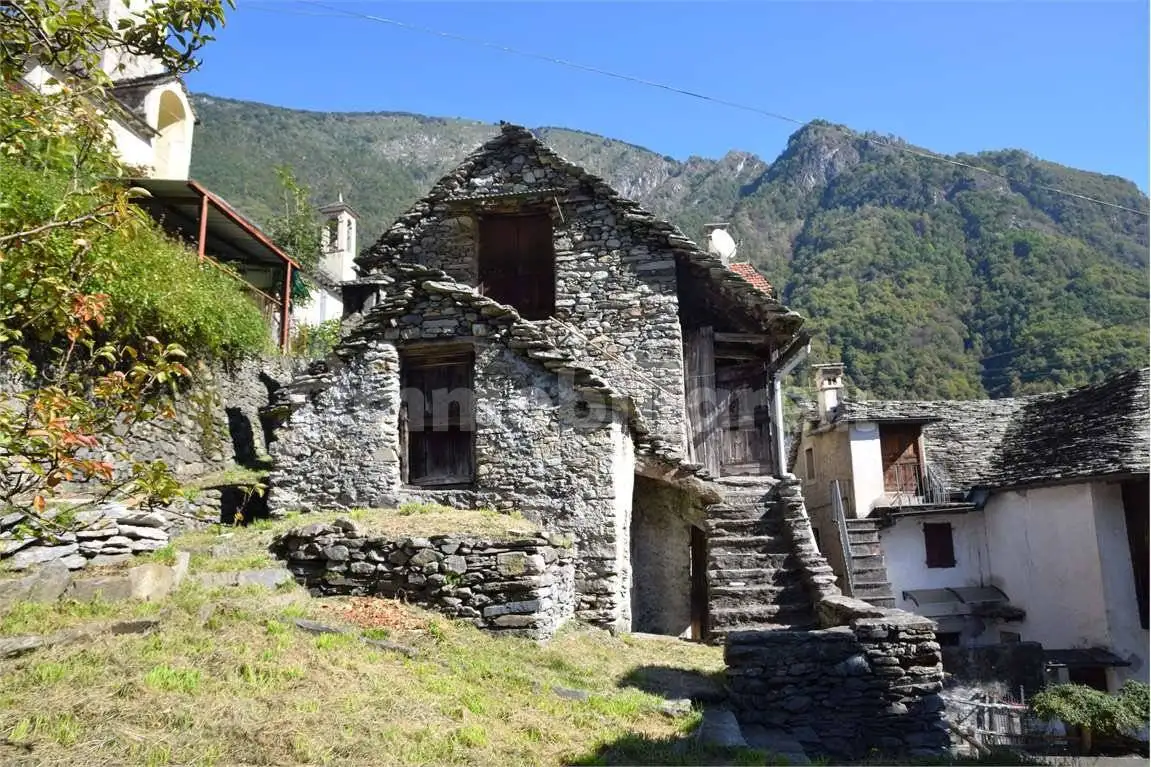 Rustico - Casale in vendita a Calasca-Castiglione