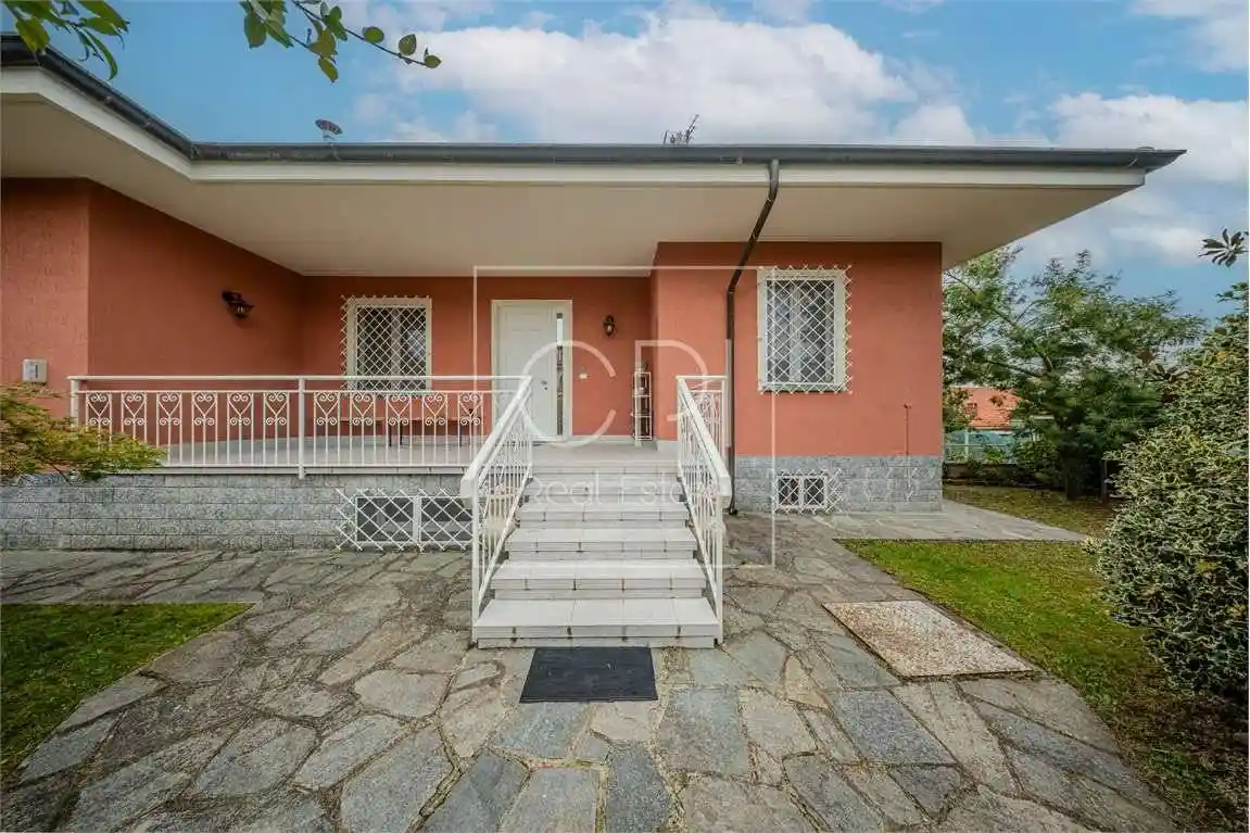 Villa - foto 2