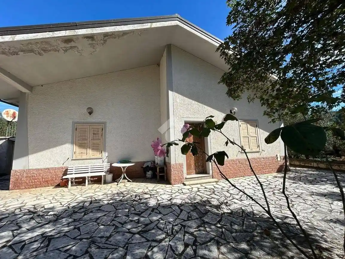 Villa in vendita a Olevano Romano