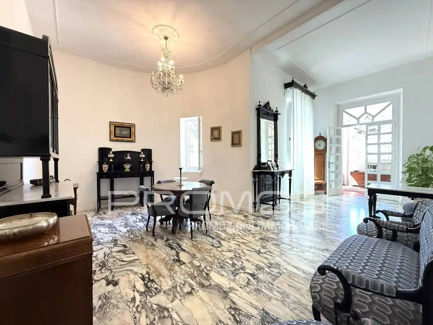 Appartamento in vendita a Cagliari