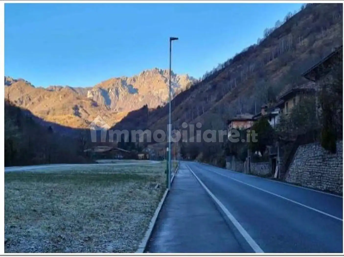 Villa in asta a Gorno