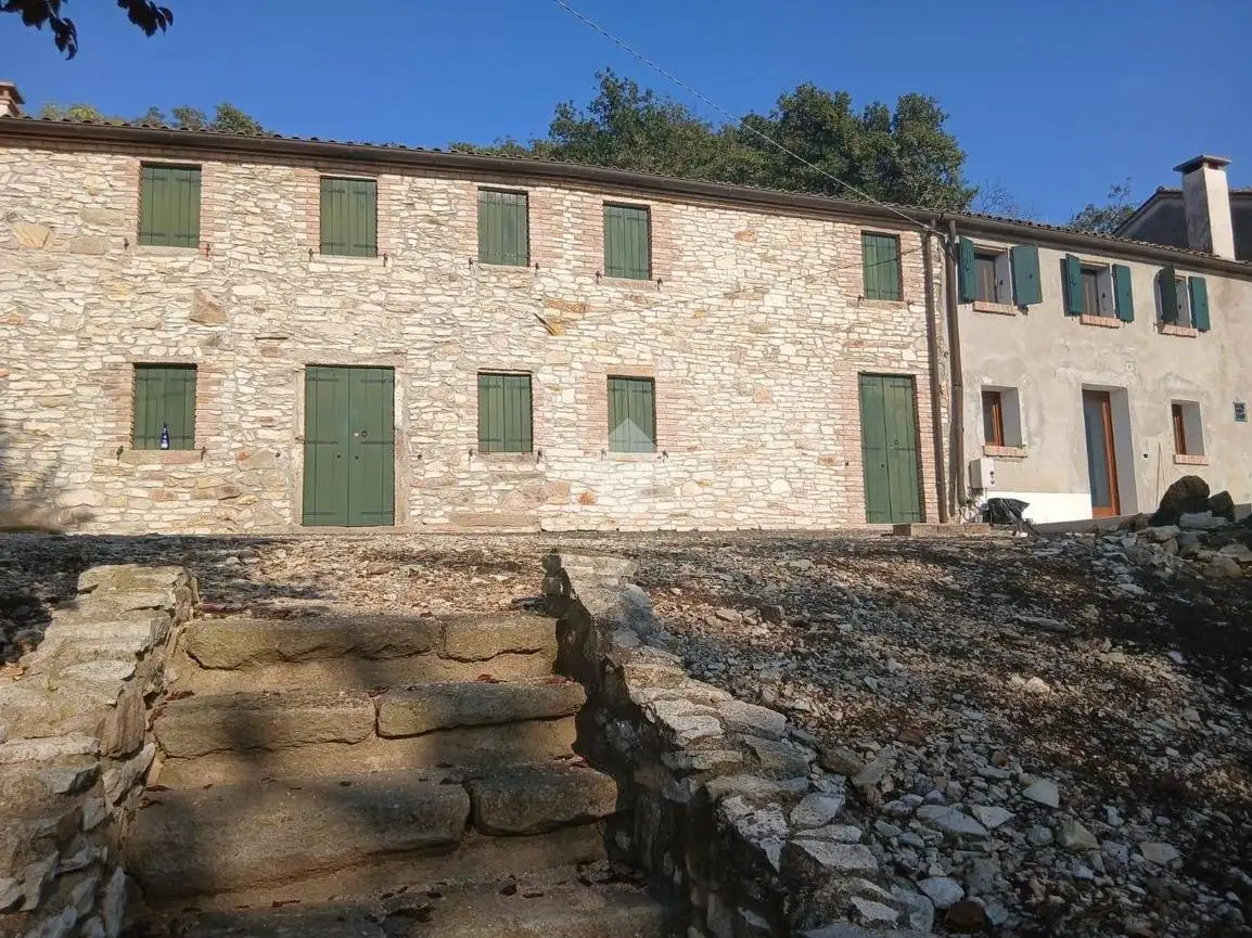 Rustico - Casale in vendita a Cinto Euganeo