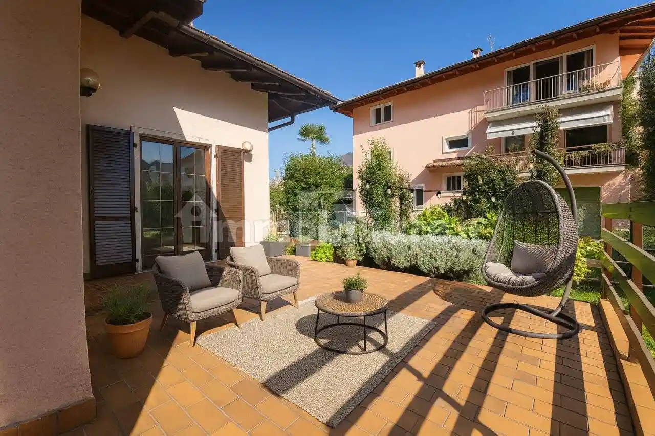 Villa unifamiliare via Riccardo Zandonai, Centro, Dro - foto 4