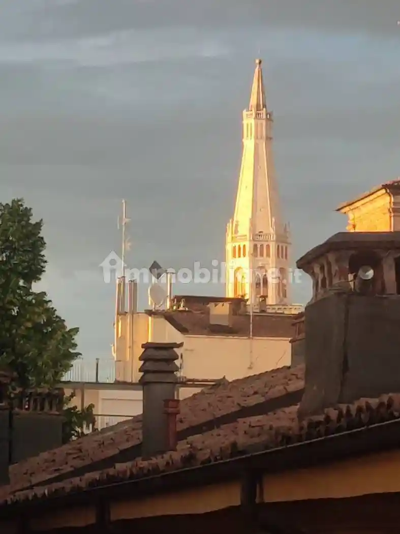 Appartamento in vendita a Modena