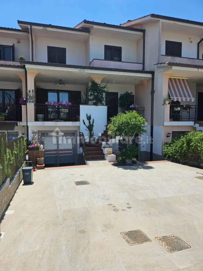 Villetta a schiera in vendita a Rende