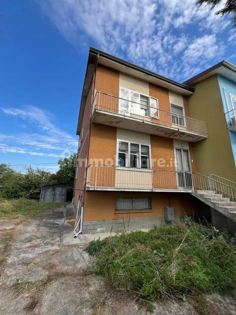 Casa indipendente in vendita a San Giacomo delle Segnate