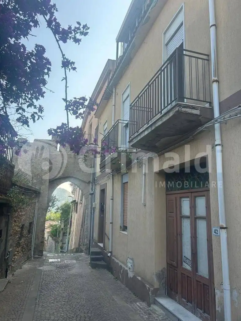 Casa indipendente in vendita a Monforte San Giorgio