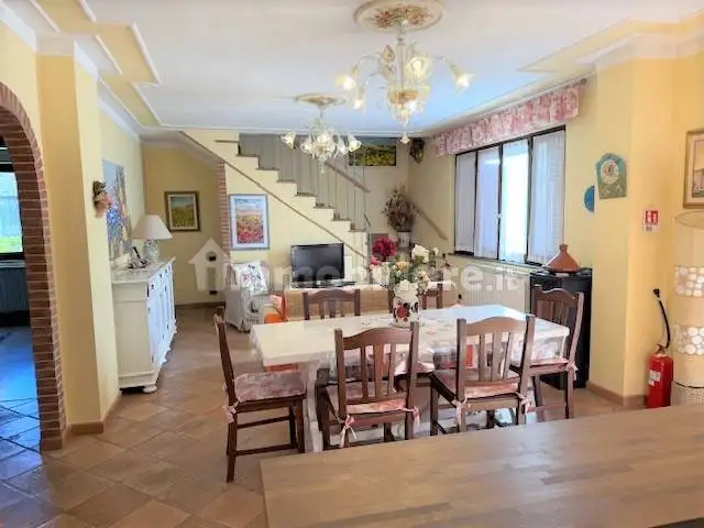 Villa in affitto a Riccò del Golfo di Spezia