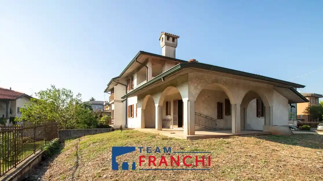 Villa in vendita a Montichiari