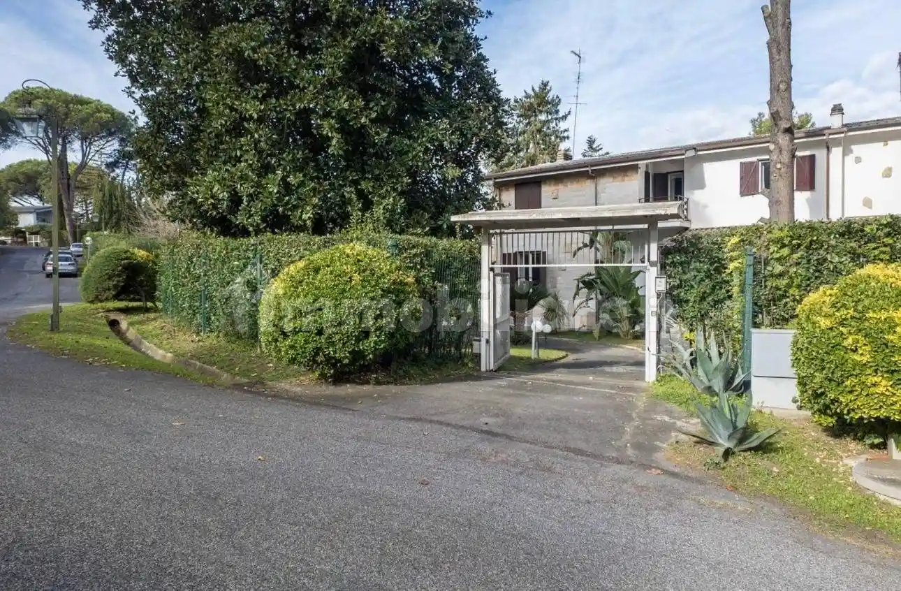 Villa bifamiliare via del Monte di Casa 65, Settebagni, Roma - foto 4