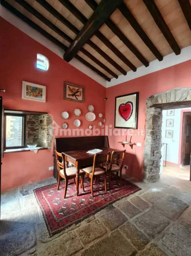 Villetta a schiera in vendita a Comano