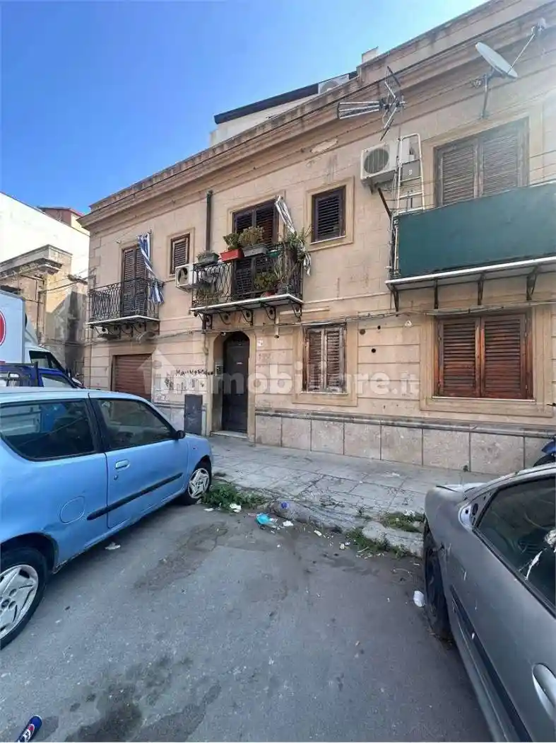 Appartamento in vendita a Palermo