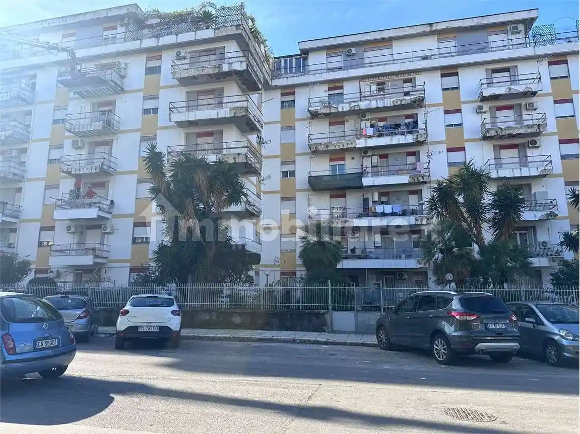 Appartamento in vendita a Palermo
