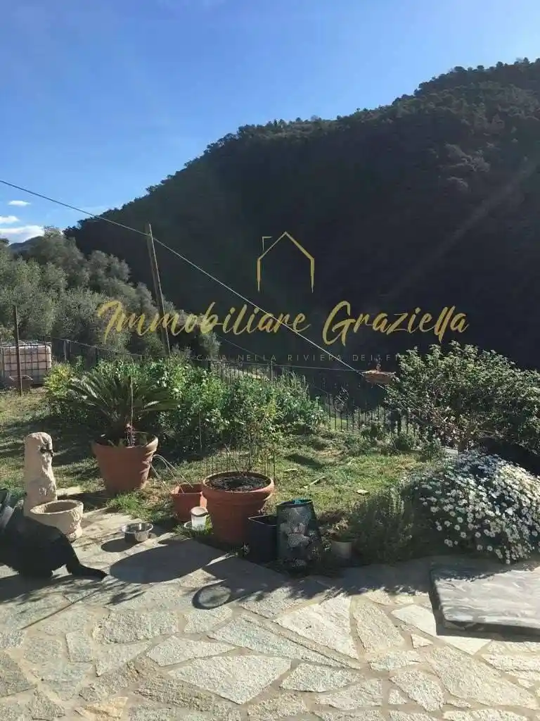 Terratetto unifamiliare 120 m², buono stato, Dolceacqua - foto 3