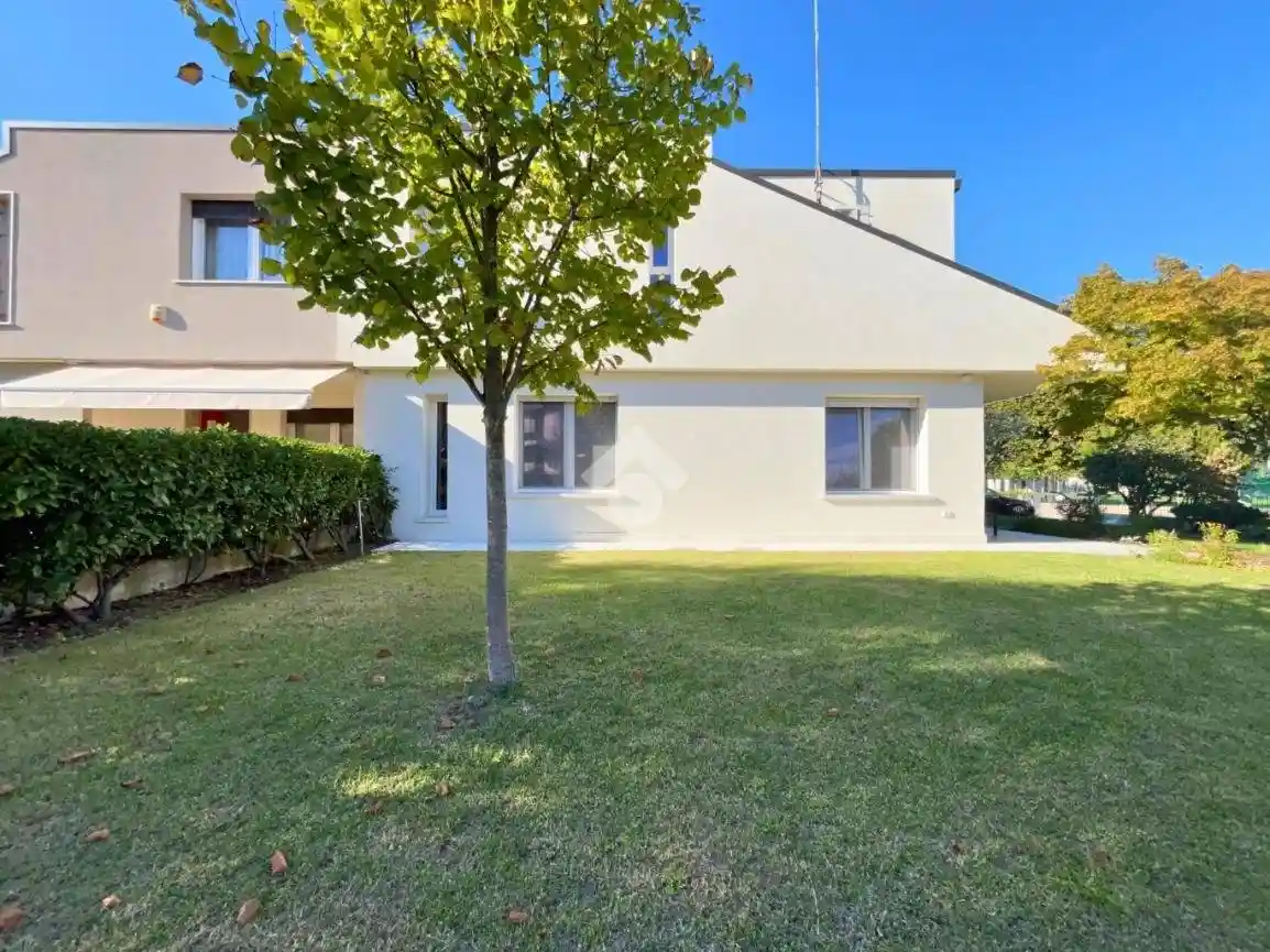 Villa bifamiliare via Ferdinando Ferretton, San Giuseppe - Aeroporto, Treviso - foto 2