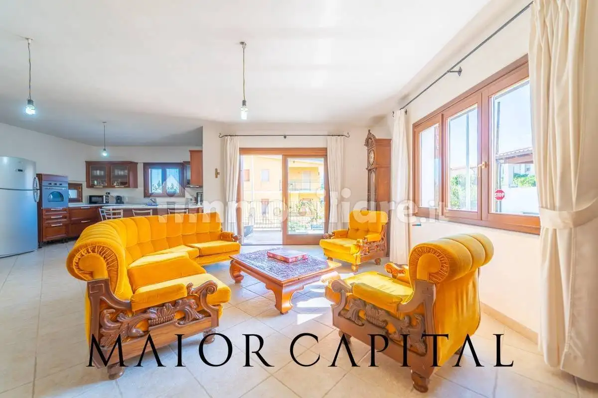 Villa unifamiliare via Venezia, Centro, Torpè - foto 4