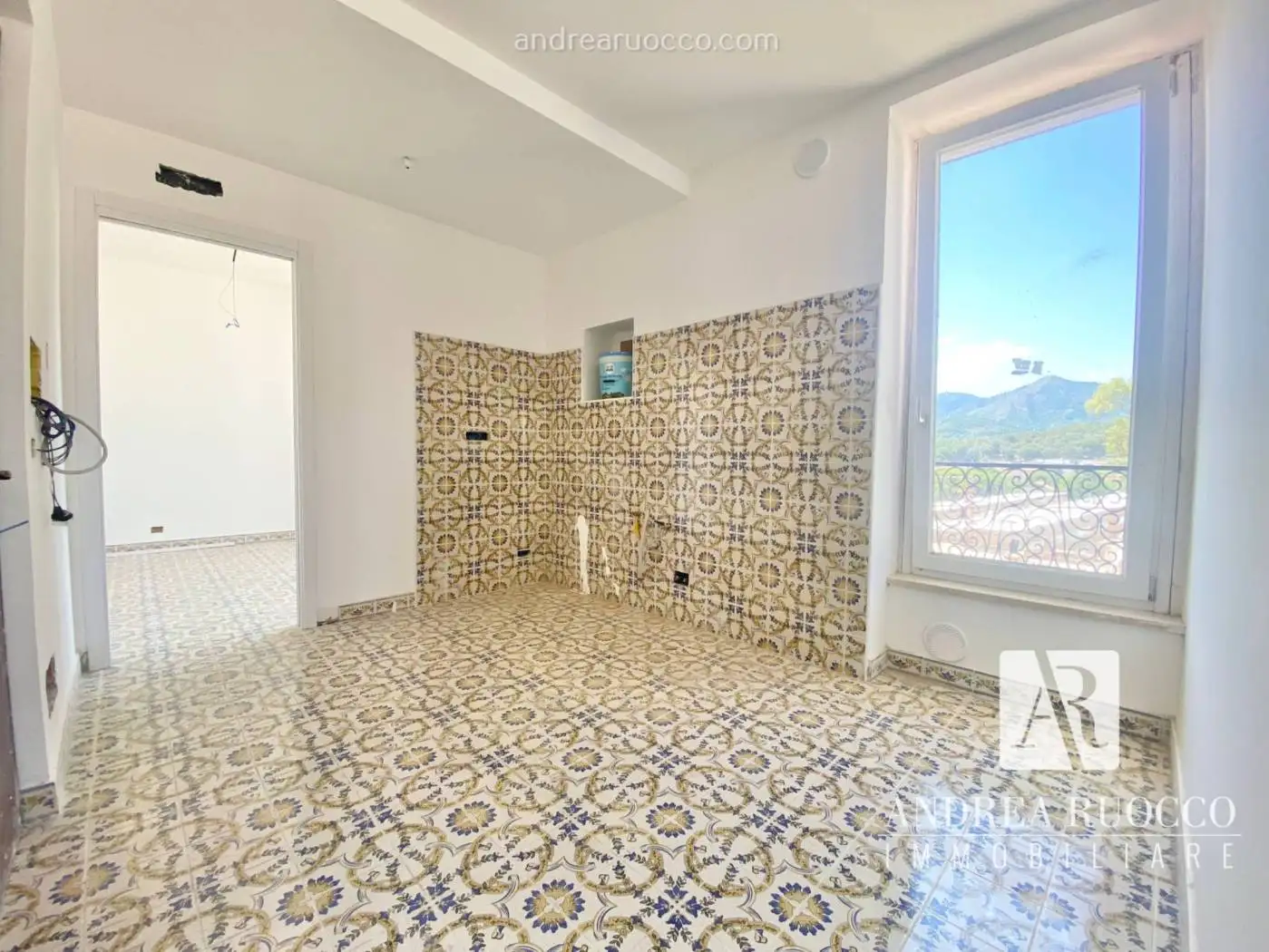 Appartamento in vendita a Salerno