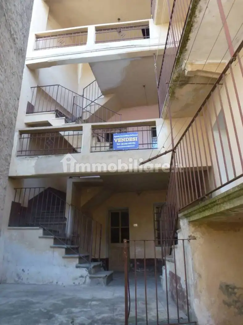 Villa in vendita a Pont-Canavese