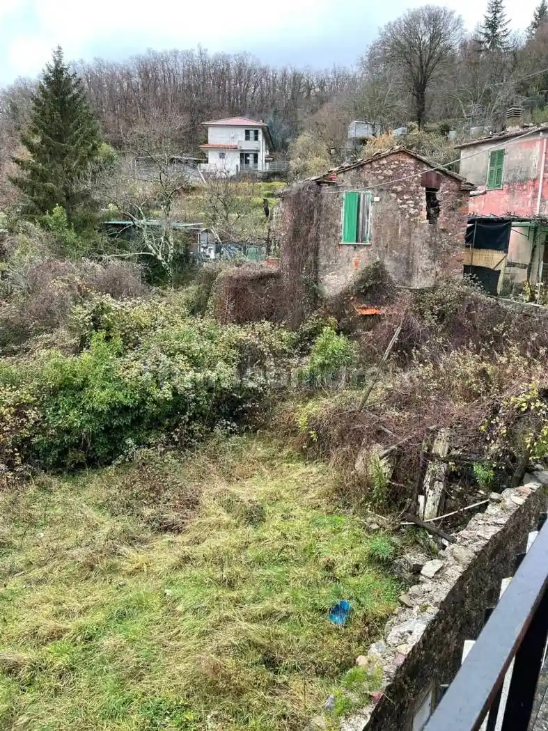 Rustico - Casale in vendita a Carrara