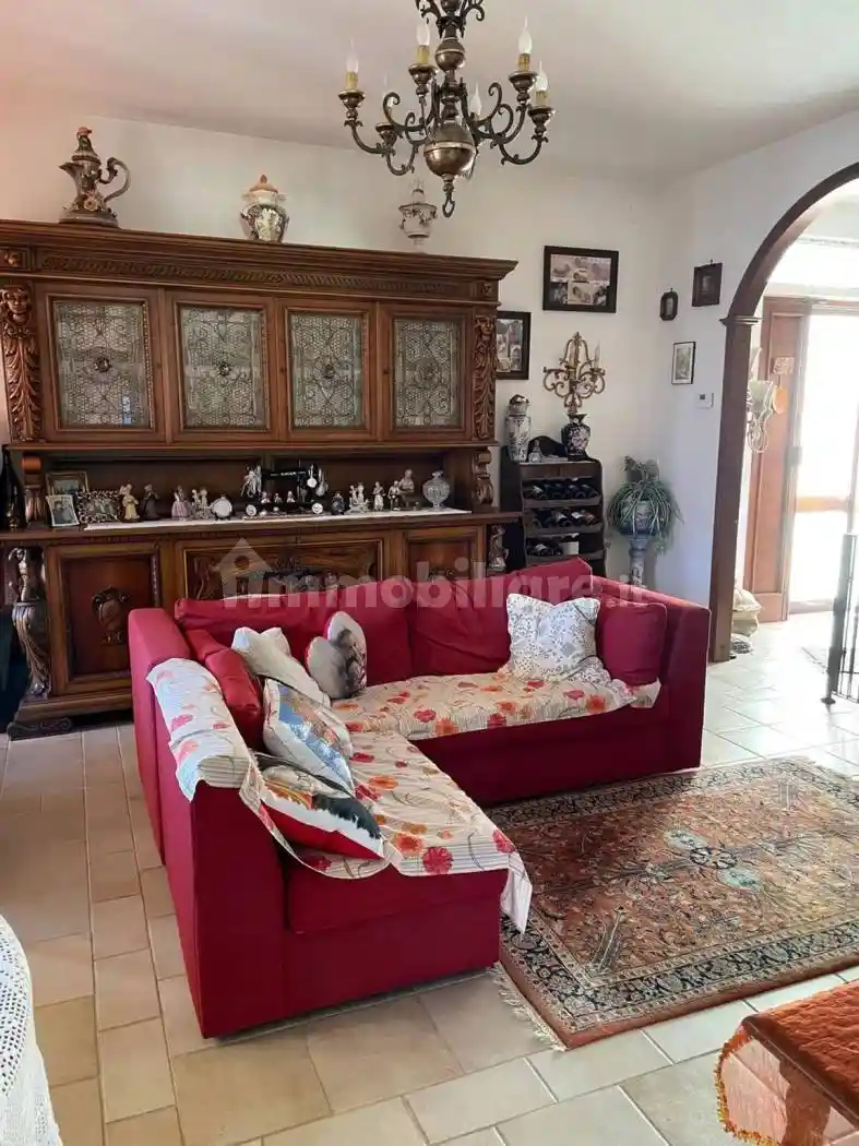 Villa in vendita a Carrara