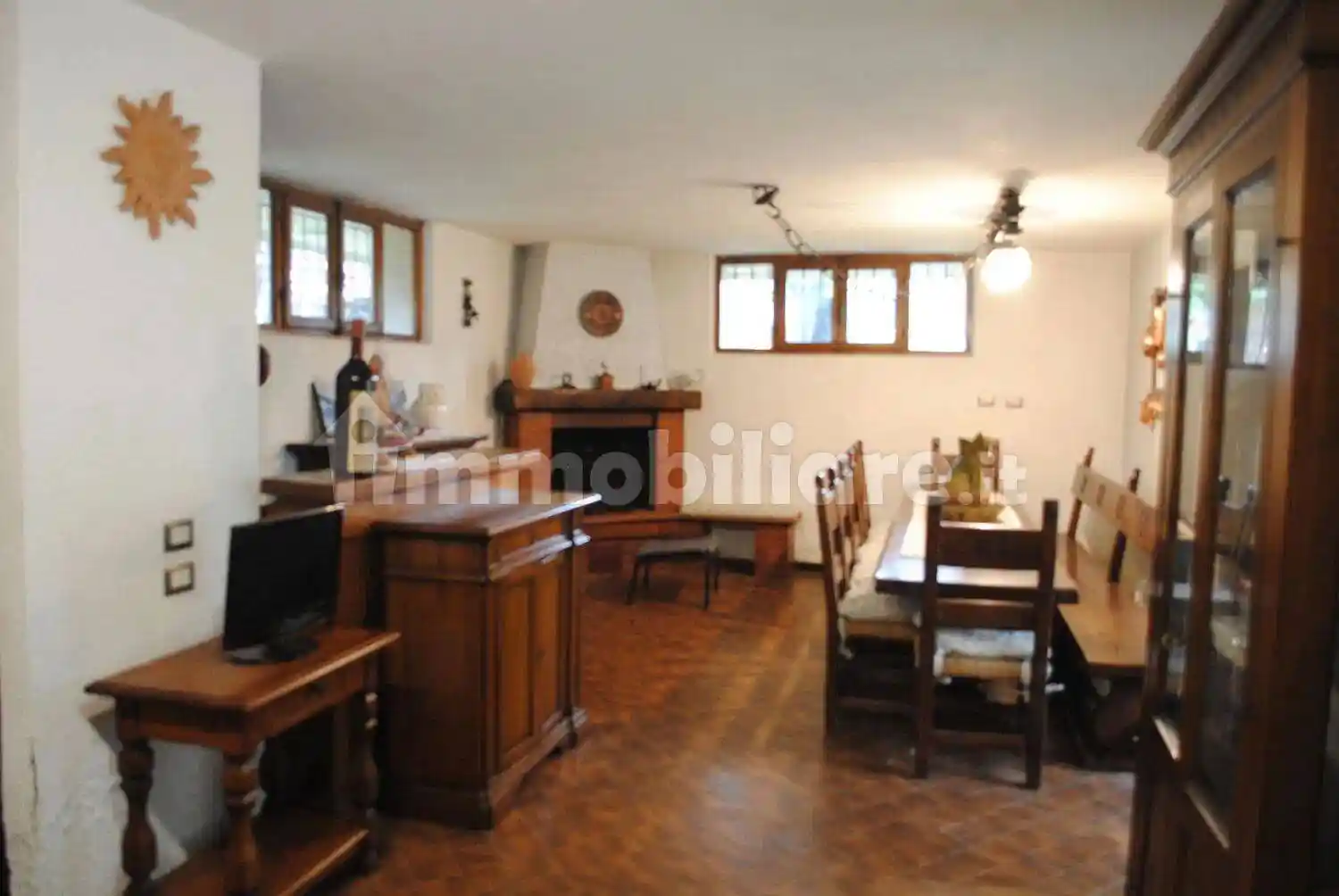 Villa in vendita a Carrara