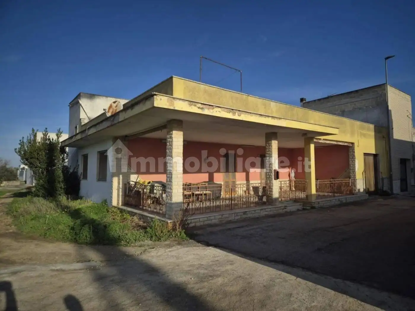 Villa in vendita a Neviano