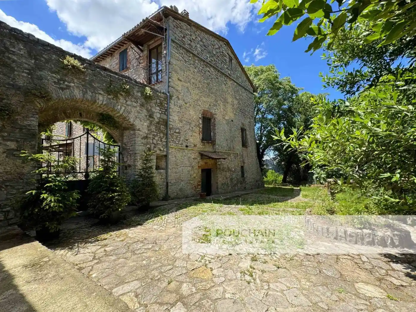 Palazzo - Edificio in vendita a Montegabbione