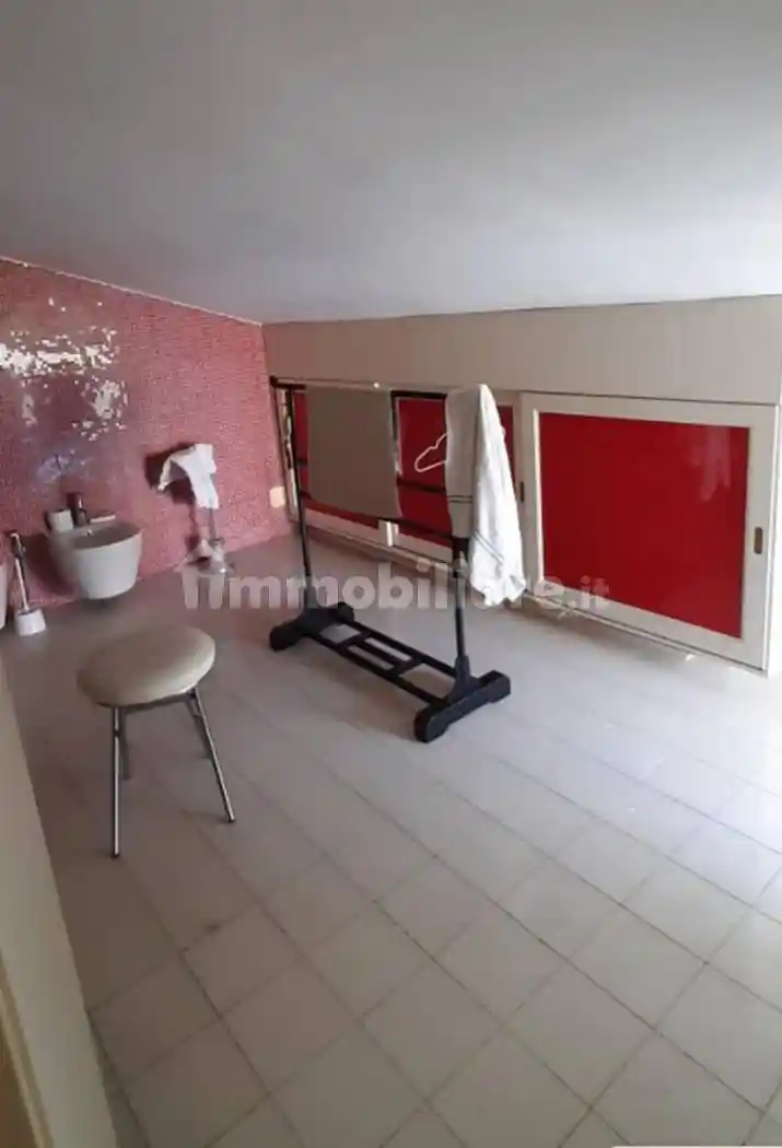 Villa all'asta via Angelo Mazzoni, Benevento - foto 4