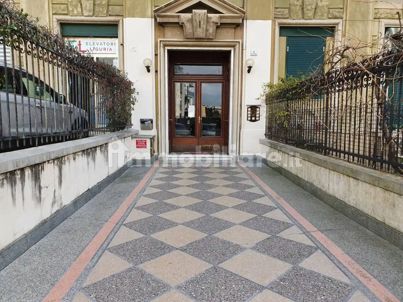 Appartamento in vendita a Genova