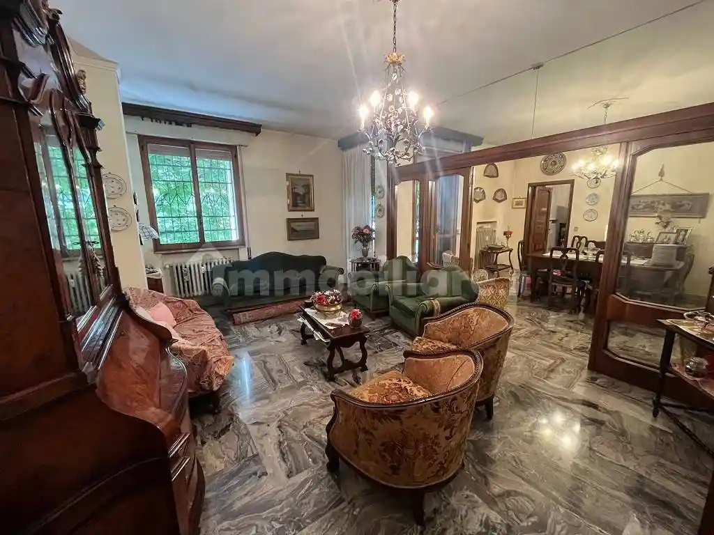 Appartamento in vendita a Modena