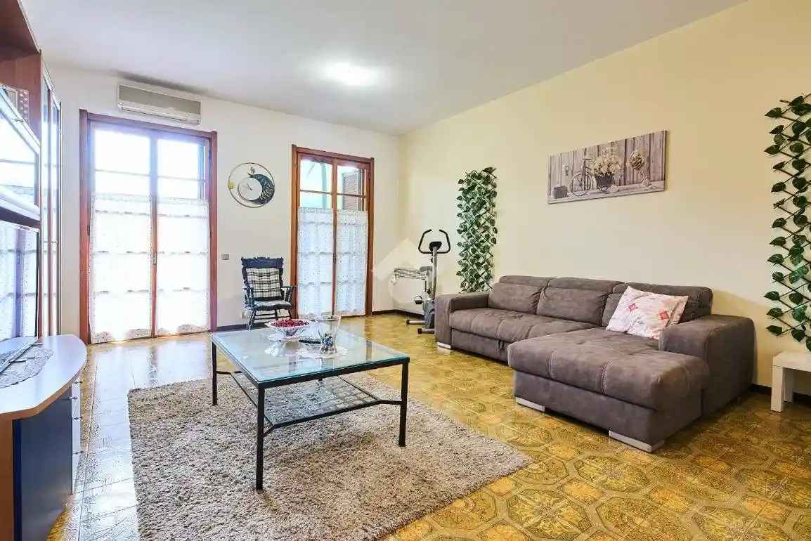 Appartamento in vendita a Spino d'Adda