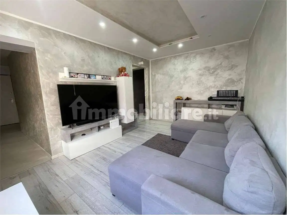 Appartamento in vendita a Barzago