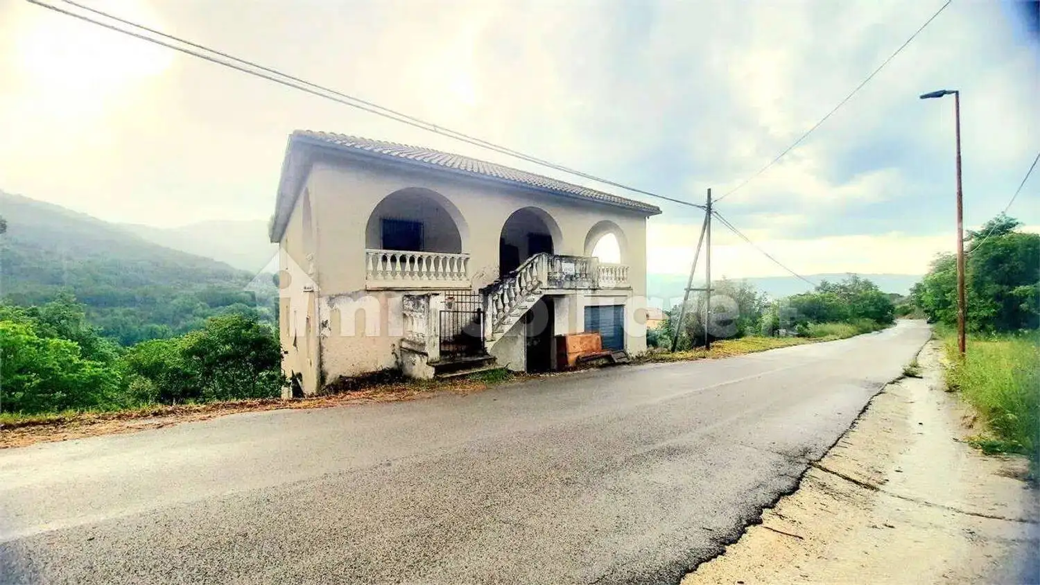 Palazzo - Edificio in vendita a Campoli Appennino