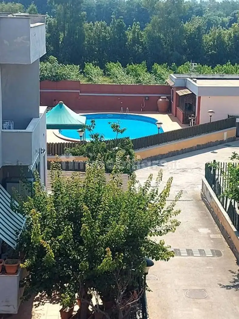 Villa in affitto a Giugliano in Campania