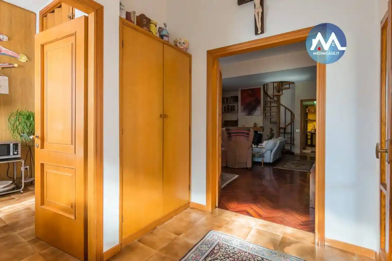 Villa bifamiliare viale Antonio Cecchi, Porto, Pesaro - foto 2