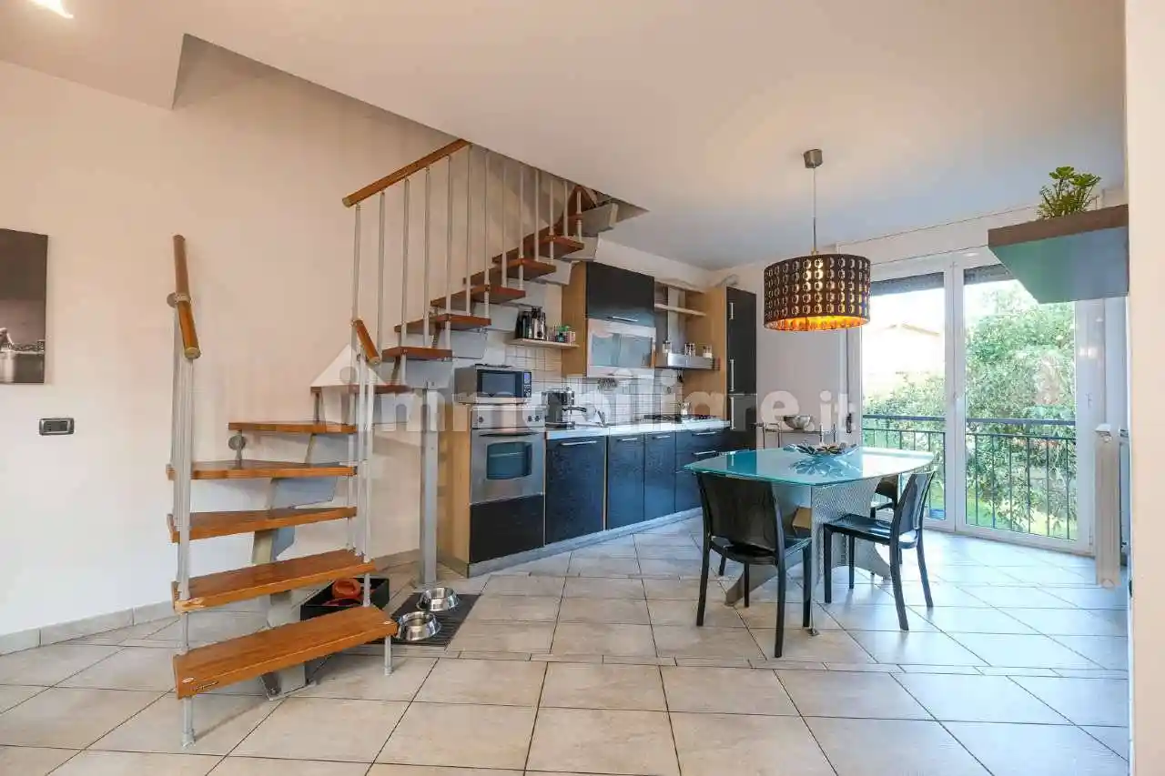 Appartamento in vendita a Osio Sotto