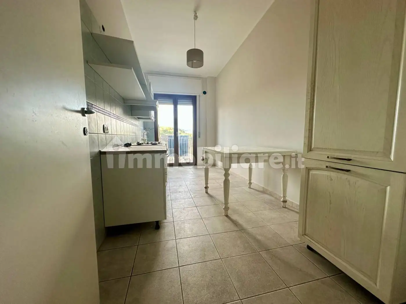 Trilocale ottimo stato, quinto piano, Atripalda - foto 2