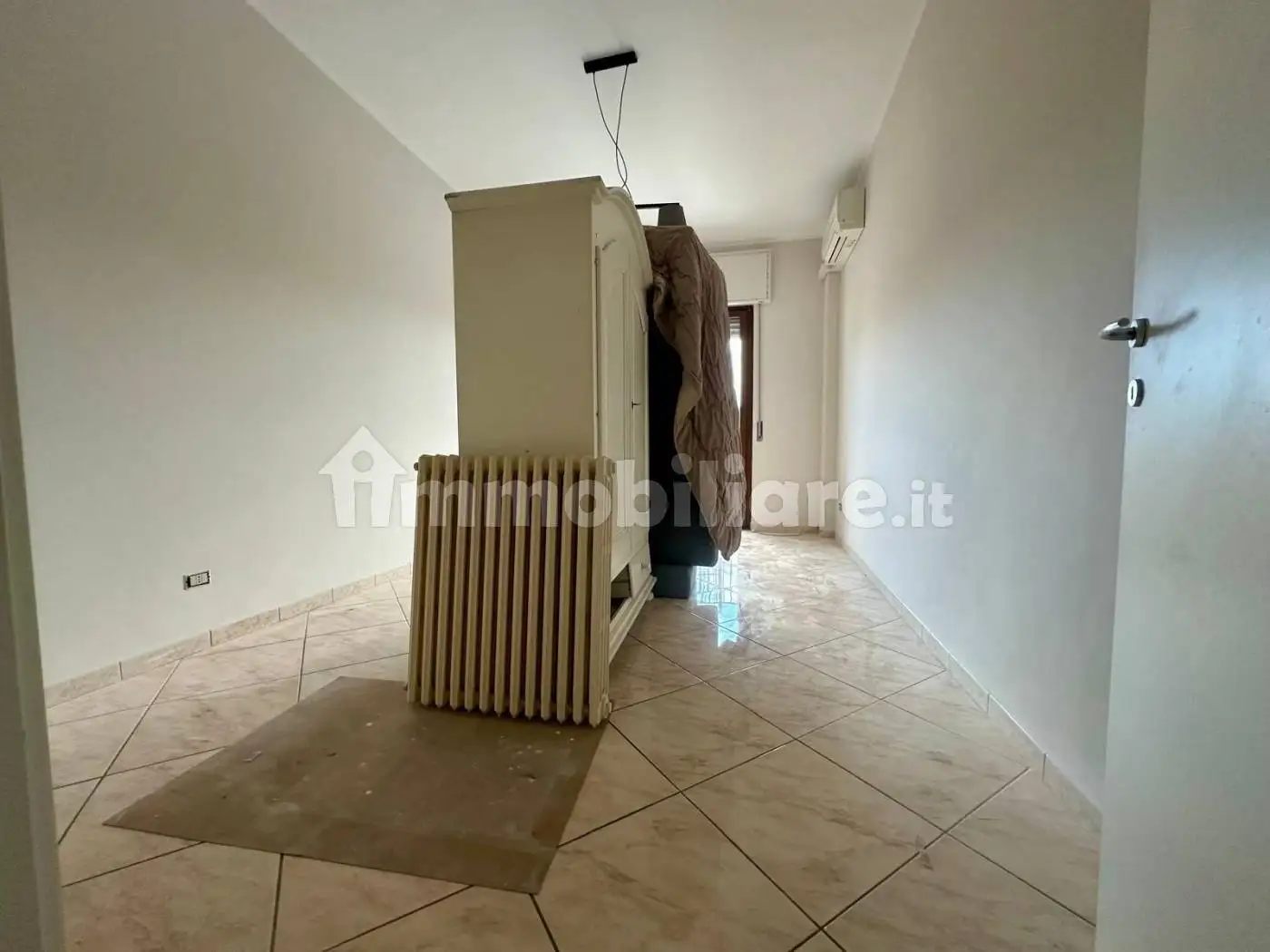 Trilocale ottimo stato, quinto piano, Atripalda - foto 4