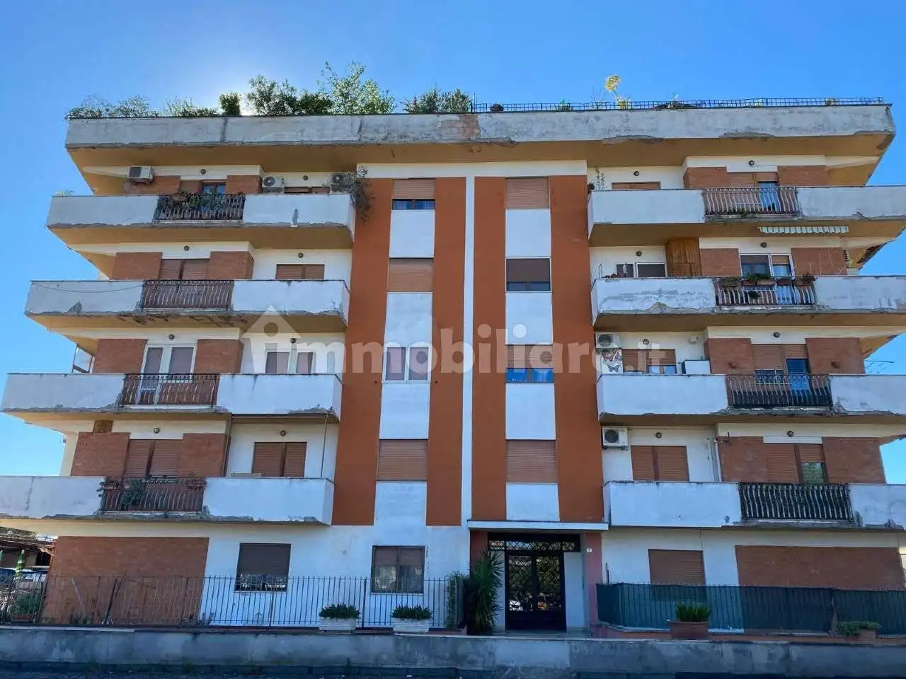 Appartamento in vendita a Guidonia Montecelio