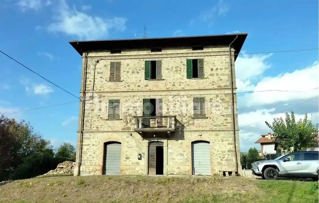 Rustico - Casale in vendita a Umbertide