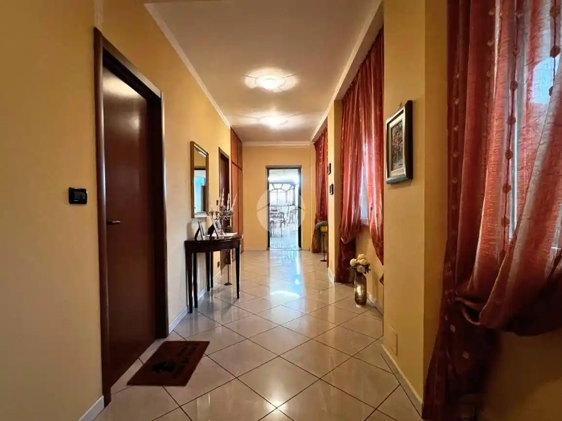 Terratetto unifamiliare Str. Carignano 60, Mercato - Santa Maria, Moncalieri - foto 2